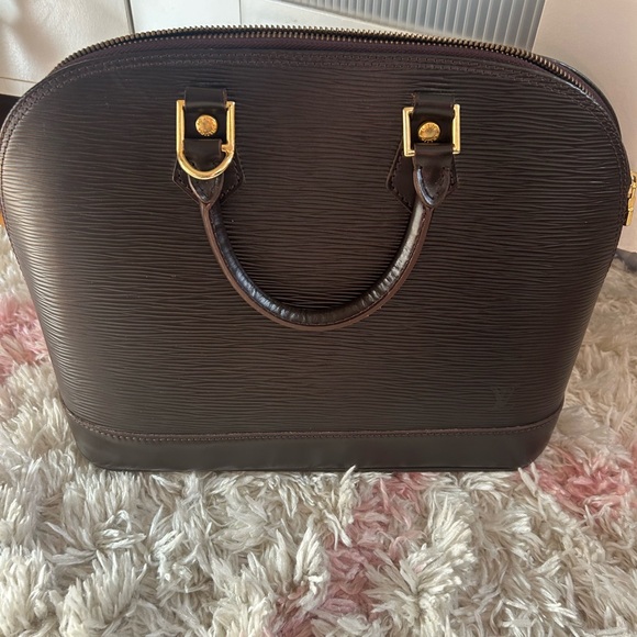 Louis Vuitton Alma PM authentic bag - Picture 2 of 10